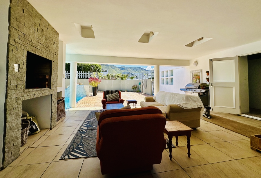 4 Bedroom Property for Sale in Vermont Western Cape